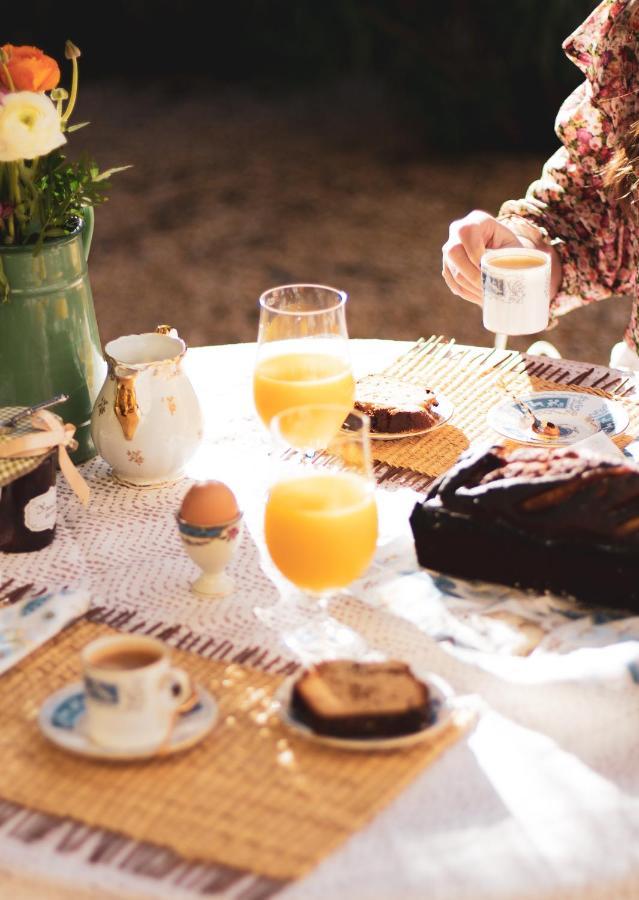 La Maison D'Aimé Saint-Quentin-la-Poterie Esterno foto