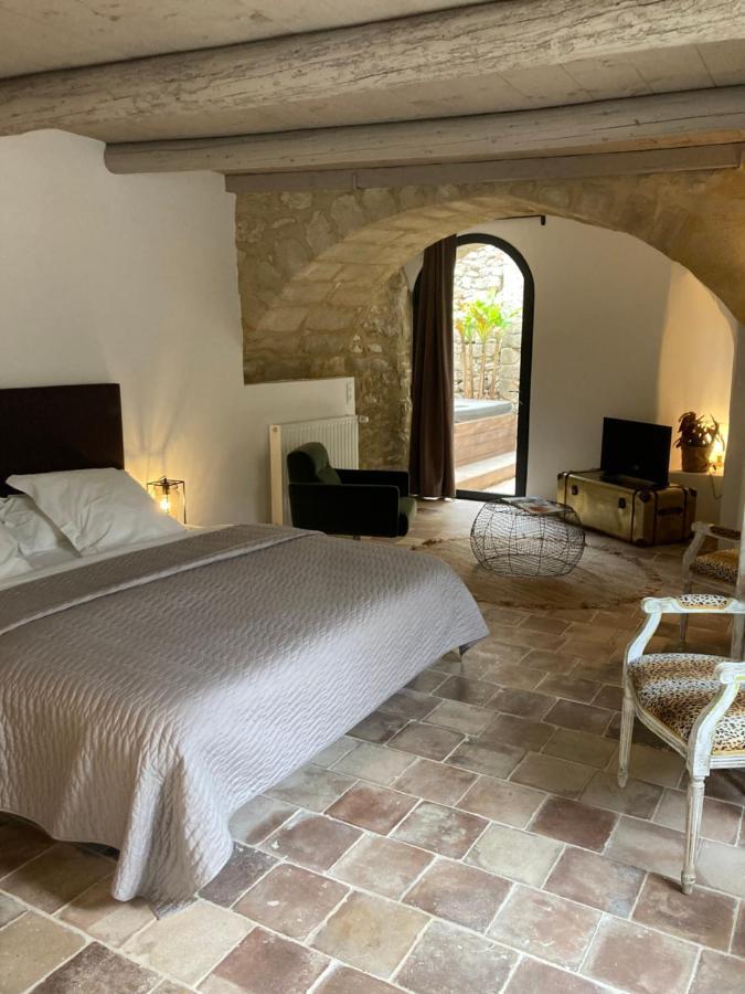 La Maison D'Aimé Saint-Quentin-la-Poterie Esterno foto