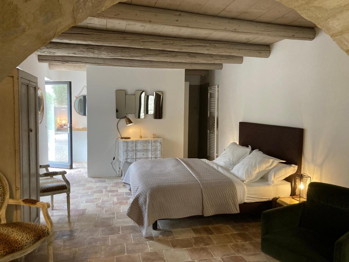 La Maison D'Aimé Saint-Quentin-la-Poterie Esterno foto