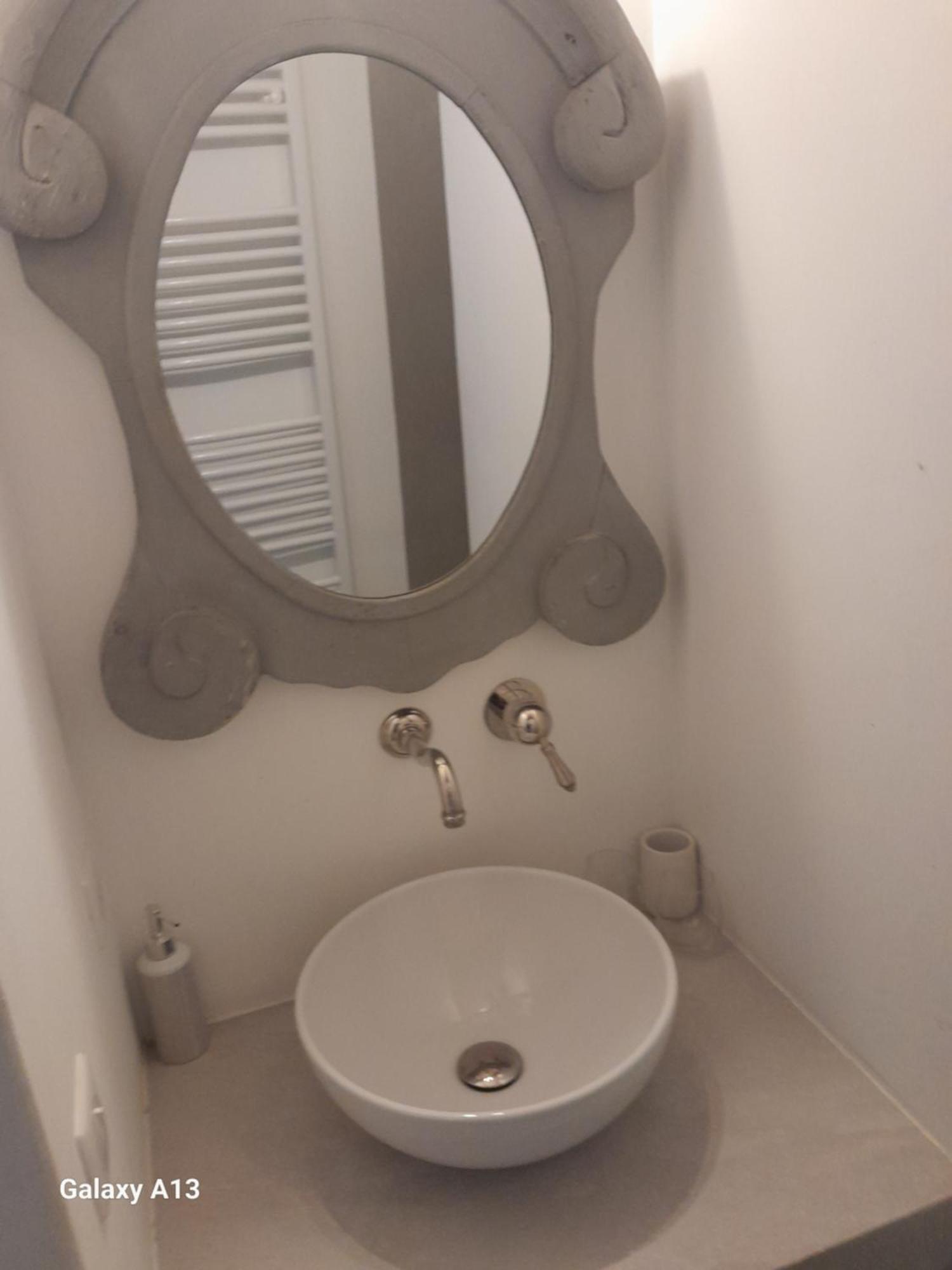 La Maison D'Aimé Saint-Quentin-la-Poterie Esterno foto